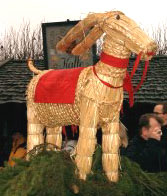 Fotot p&aring; julbocken har jag f&aring;tt l&aring;na av Anita. Tusen tack!